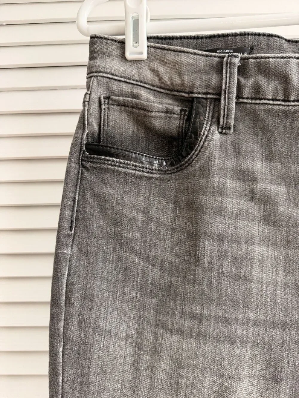 WHBM High Rise Skinny Ankle Jeans Size 14 Gray Denim Faux Croc Zip Hem Stretch